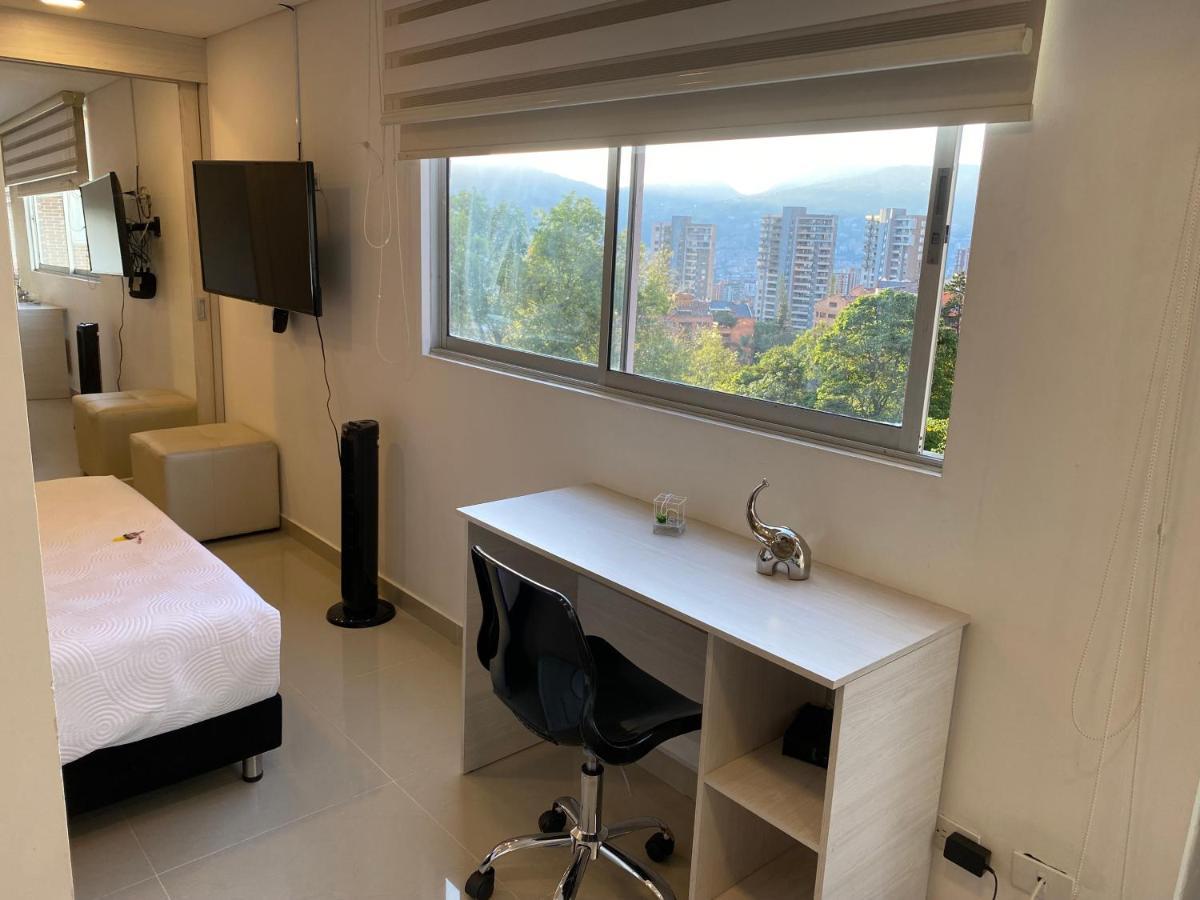 Apartasuite Moderna - En El Corazon Del Poblado Medellín Exteriör bild